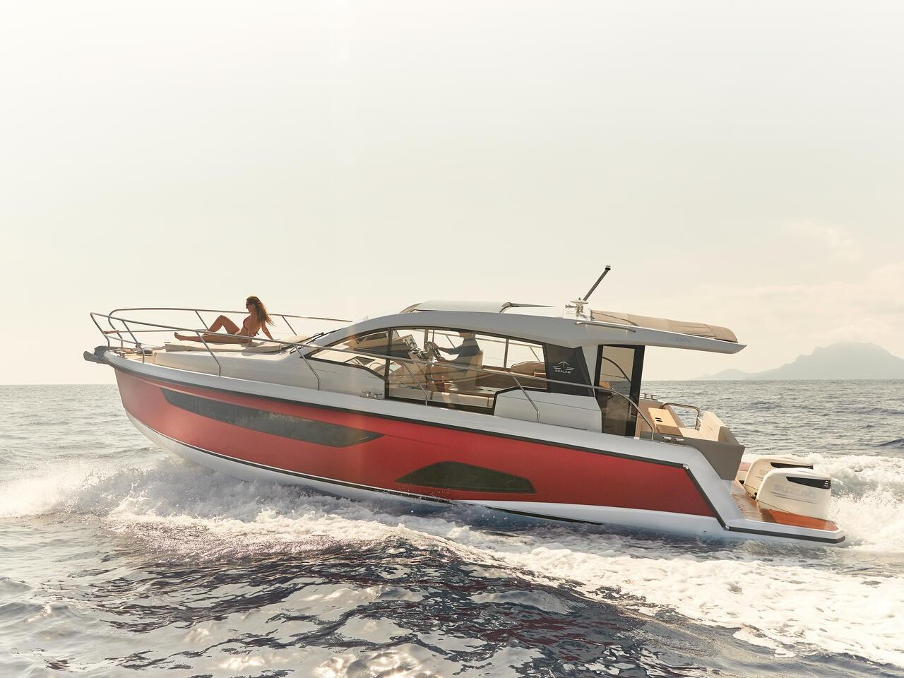 2020 Sealine C330V
