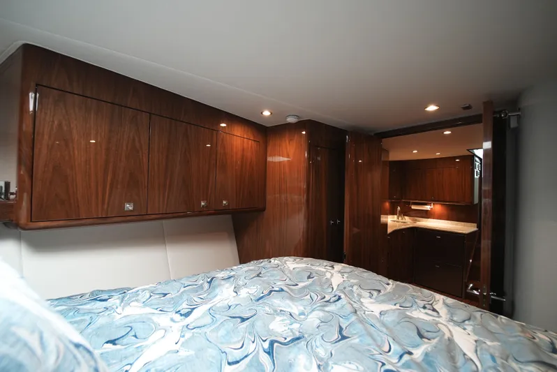 Hour Time Yacht Photos Pics 