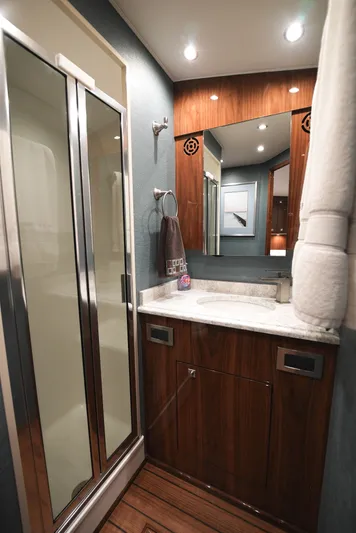 Hour Time Yacht Photos Pics 