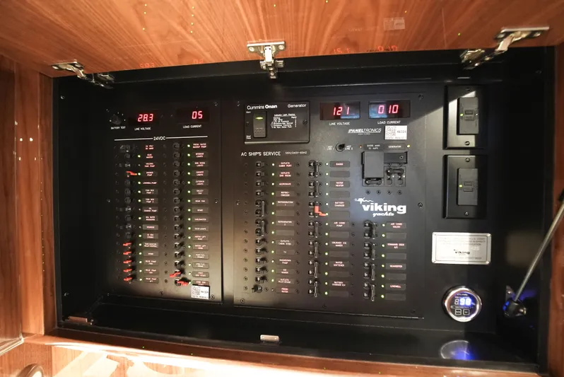 Hour Time Yacht Photos Pics 