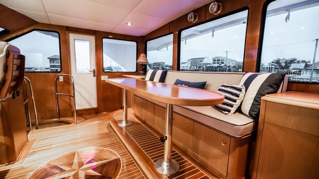 2003 Breaux Brothers Enclosed Bridge Cockpit