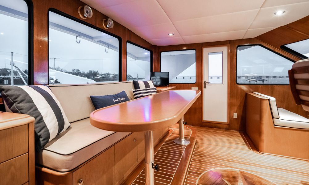 2003 Breaux Brothers Enclosed Bridge Cockpit