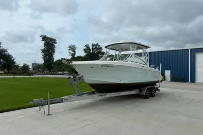 Robalo R247 Dual Console