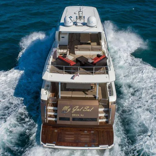 The Good Life Yacht Photos Pics 2015 Prestige 75 yacht cruising on open water.