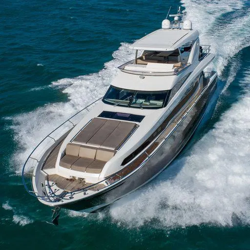 The Good Life Yacht Photos Pics Prestige 75 yacht cruising on the ocean, 2015 model.