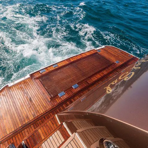 The Good Life Yacht Photos Pics 