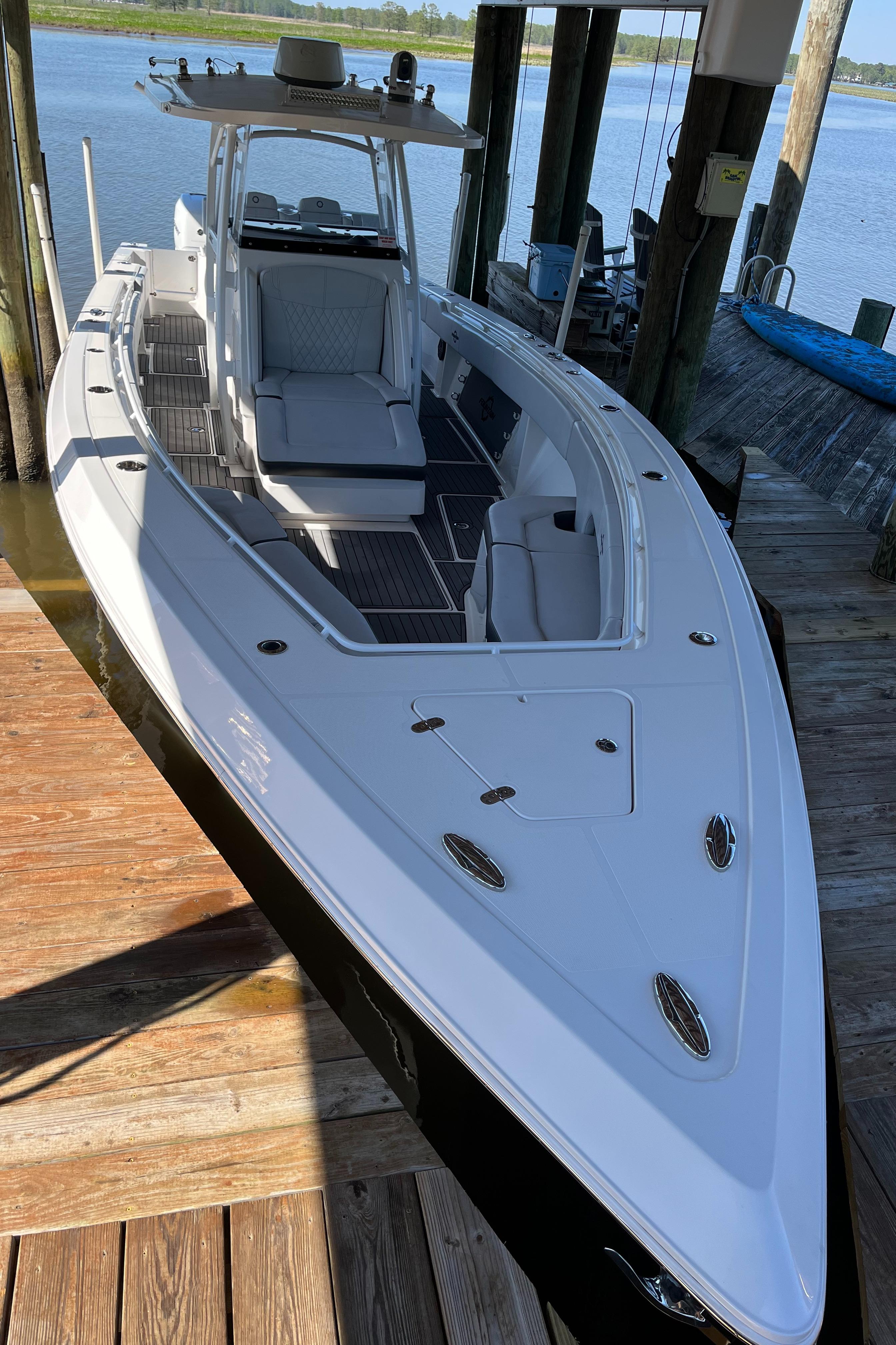 24 FT Center Console Sportsfisher (919)