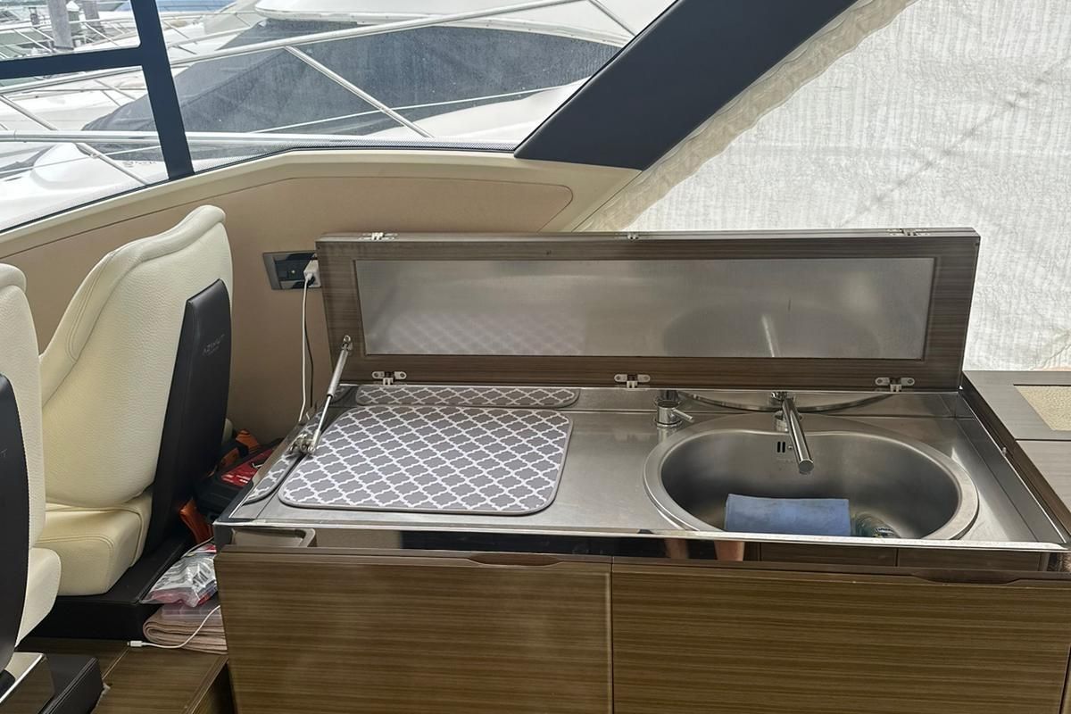 2015 Azimut 55 