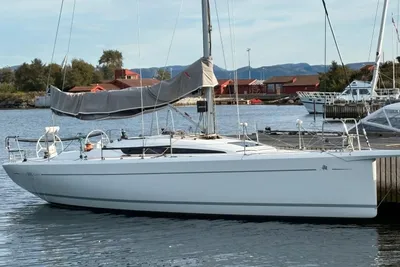 Italia Yachts 9.98