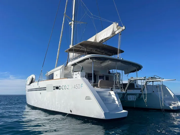 Fellowship Yacht Photos Pics 