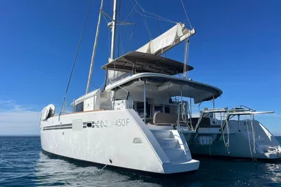 Lagoon 450 F