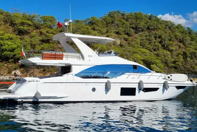 2019 Azimut 66 FLY