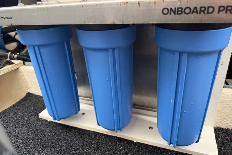 Monet Yacht Photos Pics Blue water filtration system on a 2021 Regal 36 XO boat.