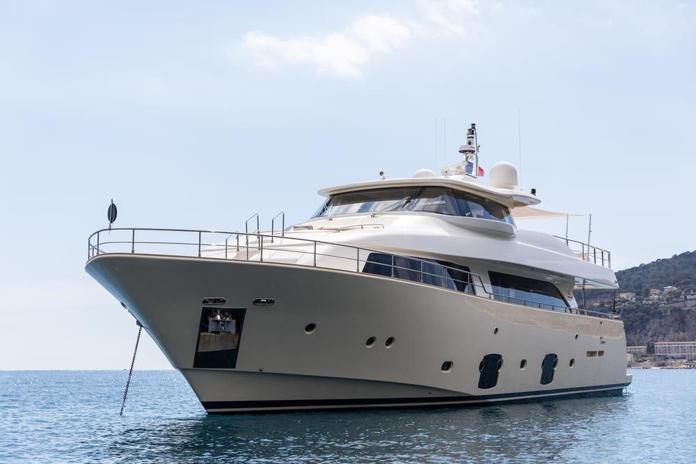 2010 Ferretti Yachts 86 