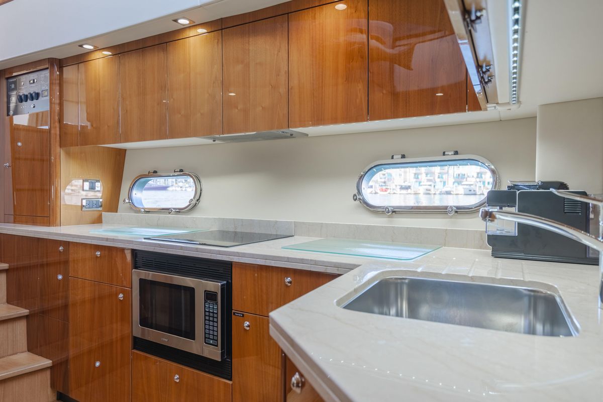 2010 Sunseeker 60 