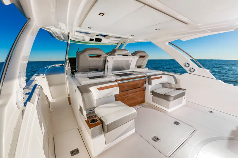 Natalee Yacht Photos Pics 