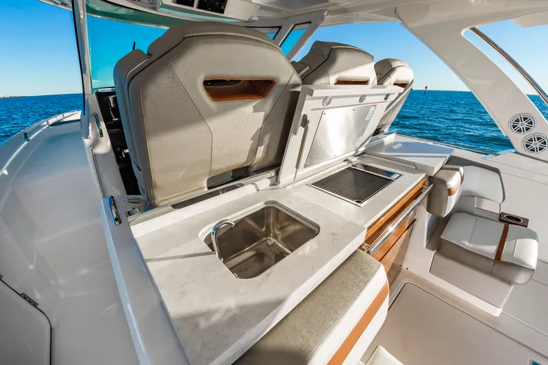 Natalee Yacht Photos Pics 