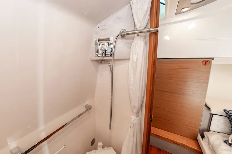 Natalee Yacht Photos Pics 