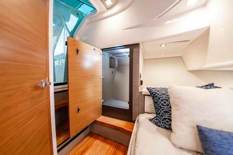 Natalee Yacht Photos Pics 