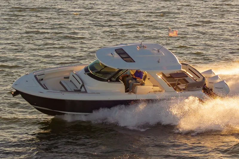 Natalee Yacht Photos Pics 