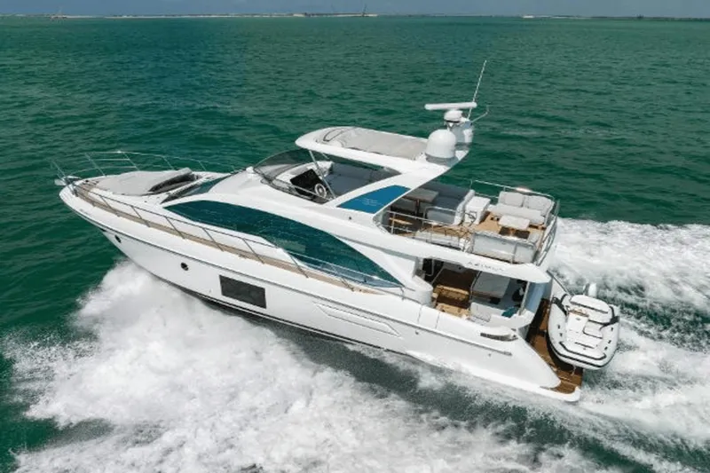Island Time Yacht Photos Pics 