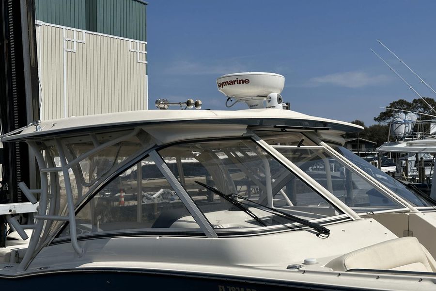 2018 Grady-White 325 Freedom