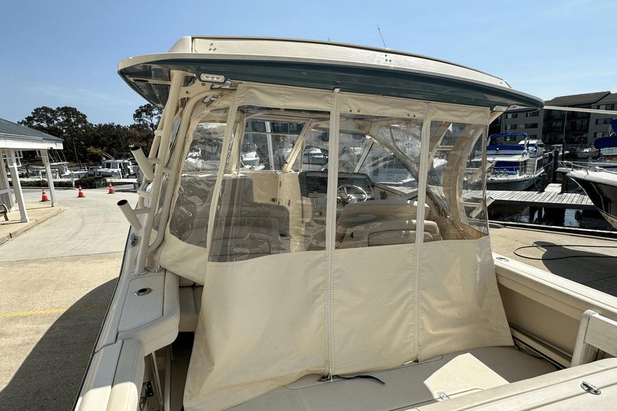 2018 Grady-White 325 Freedom
