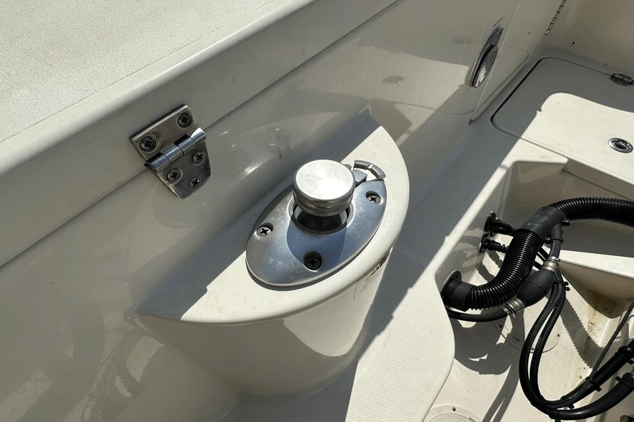 2018 Grady-White 325 Freedom
