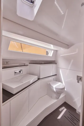 Reaper 7 Yacht Photos Pics 