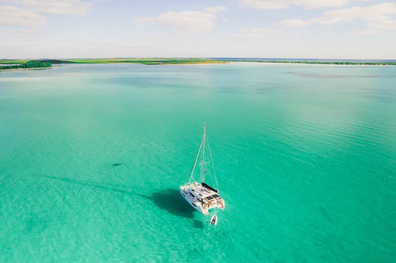 Cloud II Yacht Photos Pics 