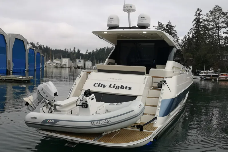 City Lights Yacht Photos Pics 