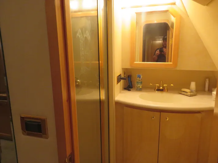 Just Us Yacht Photos Pics 