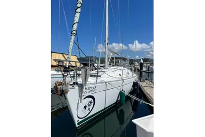 Beneteau 381