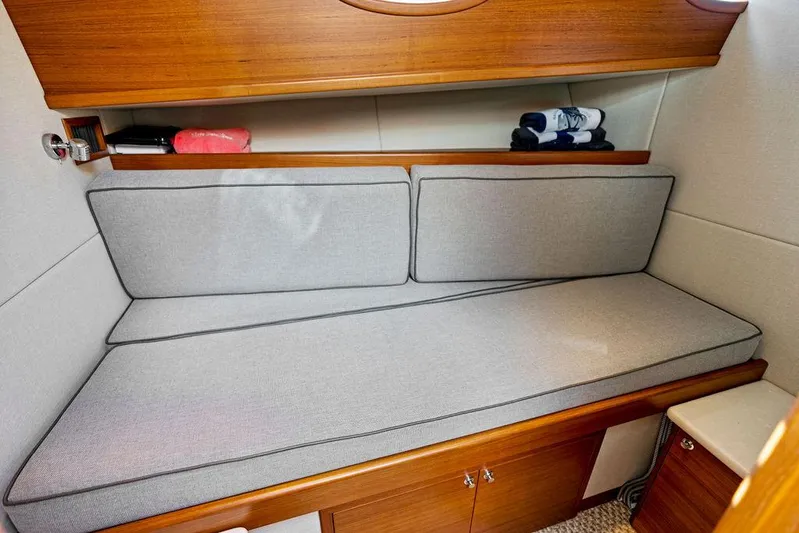 Tutto Bene Yacht Photos Pics 