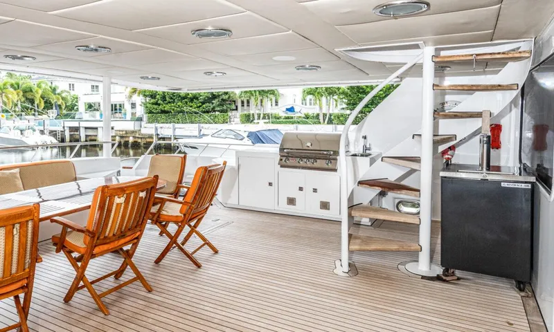 Le Montrachet Yacht Photos Pics 
