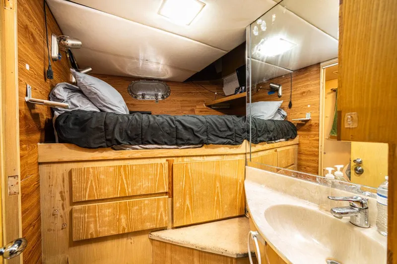 Le Montrachet Yacht Photos Pics 