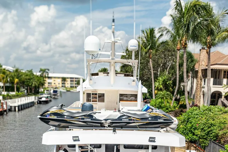 Le Montrachet Yacht Photos Pics 