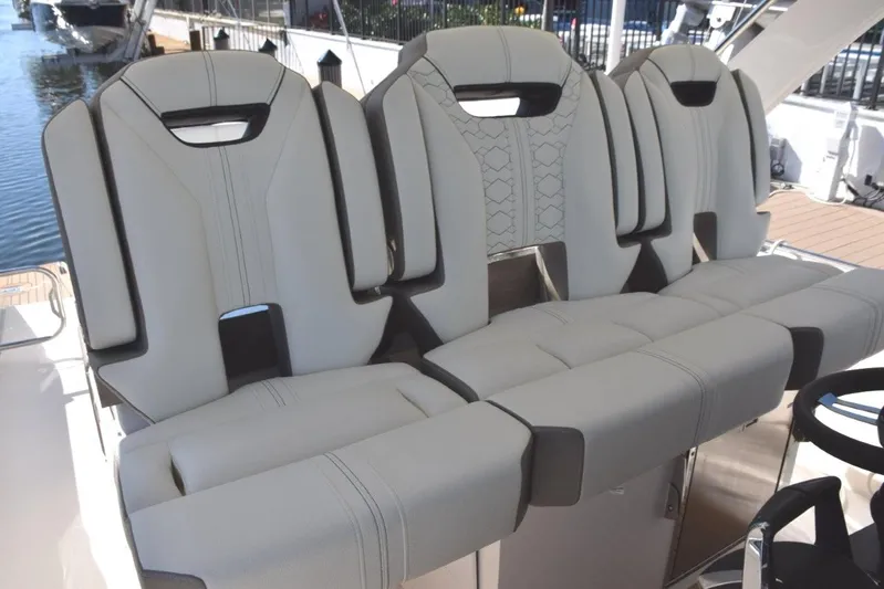 Erika Ray Yacht Photos Pics Helm seats with armrests up