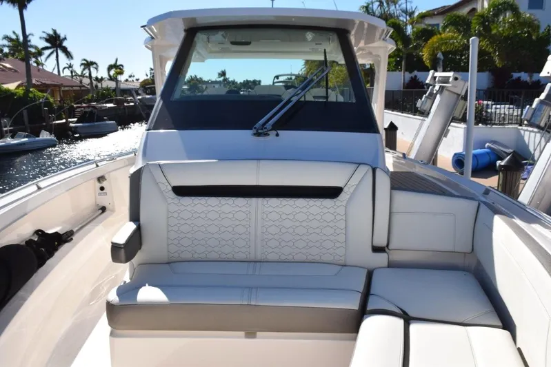 Erika Ray Yacht Photos Pics Solid curved tempered glass windshield with wiper/washer