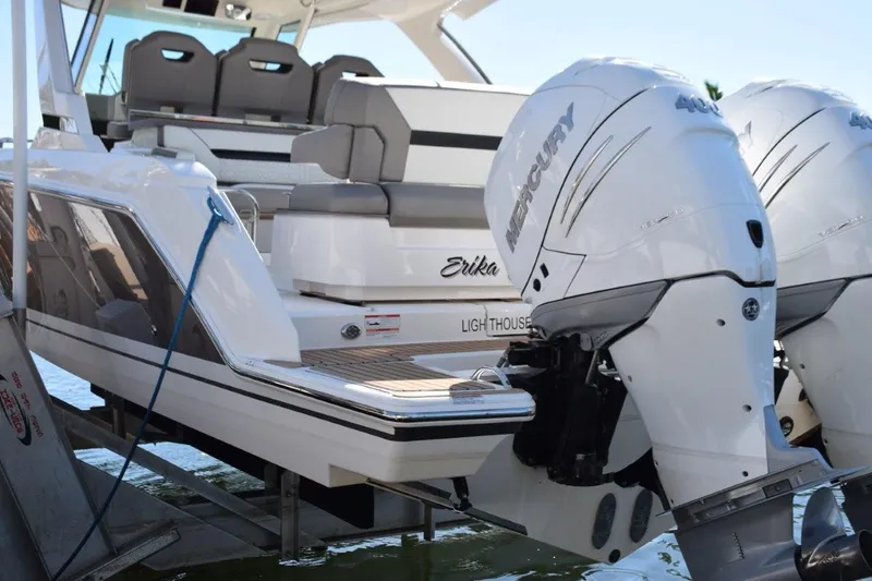 Erika Ray Yacht Photos Pics Always lift kept, no bottom paint