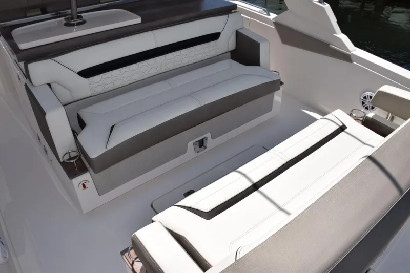 Erika Ray Yacht Photos Pics Aft settees moved closer together