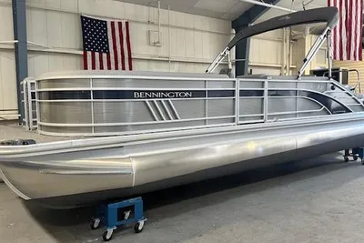 Bennington 25 LSB