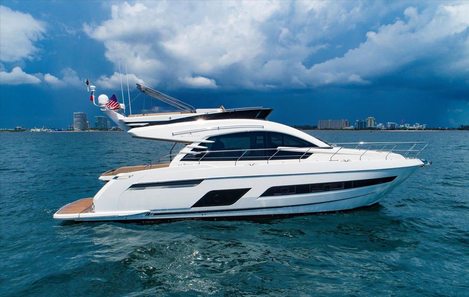 2017 Fairline 53
