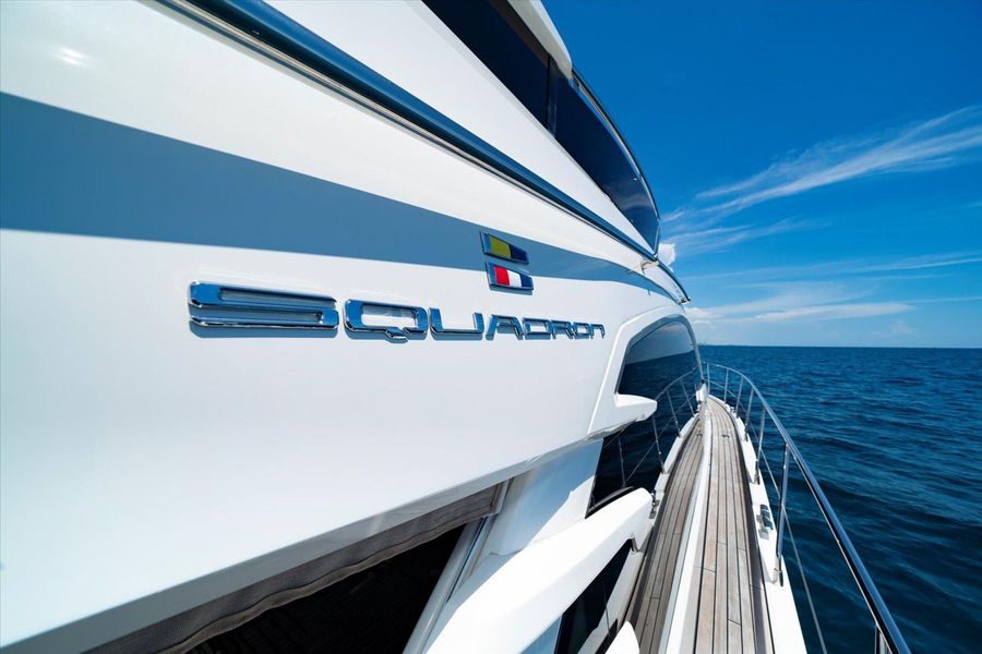 2017 Fairline 53