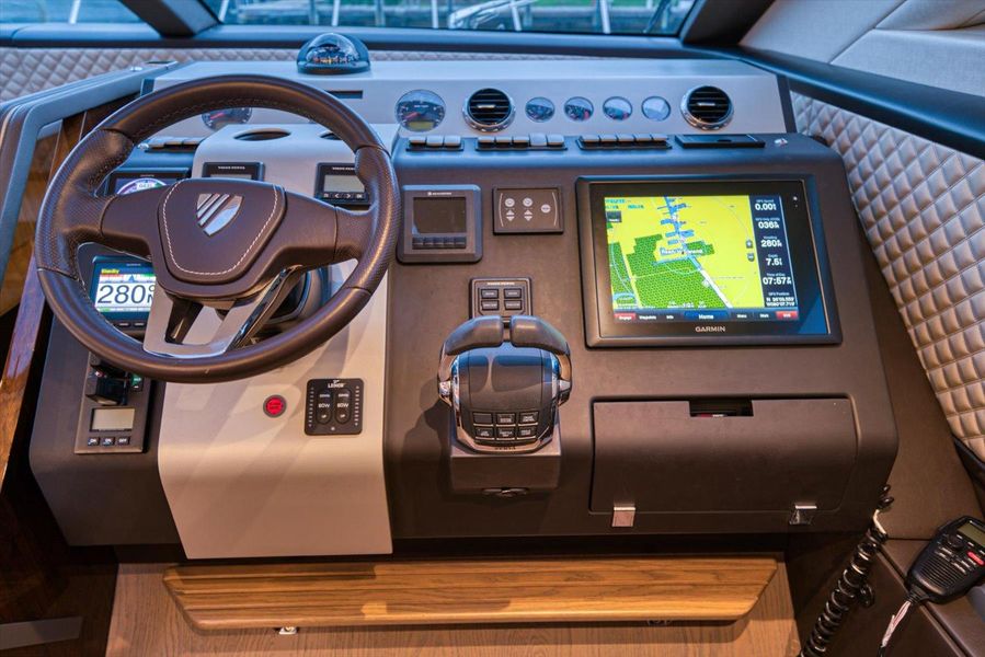 2017 Fairline 53