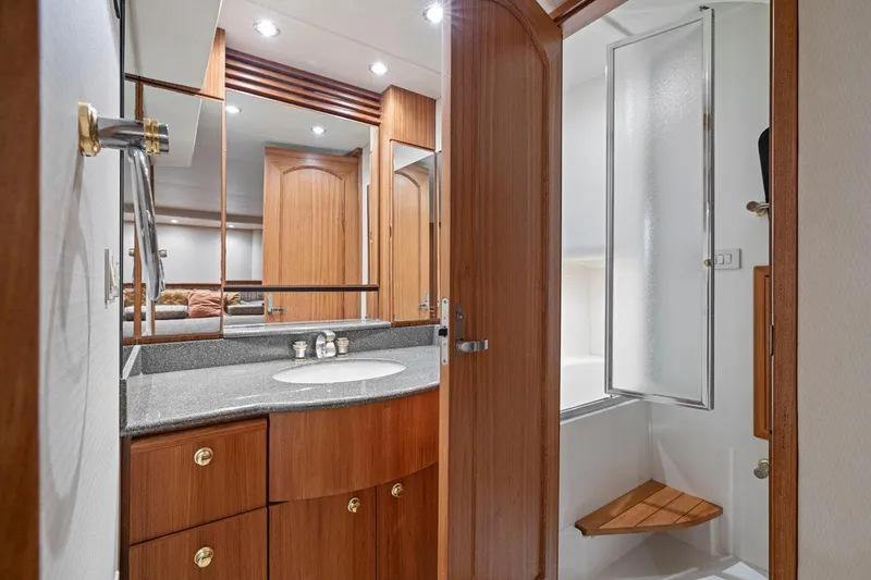 Our Oasis Yacht Photos Pics 