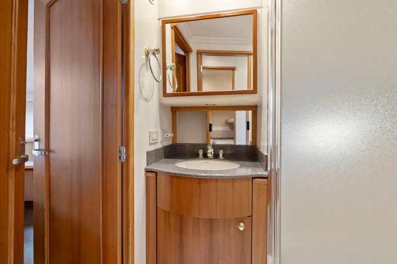 Our Oasis Yacht Photos Pics 