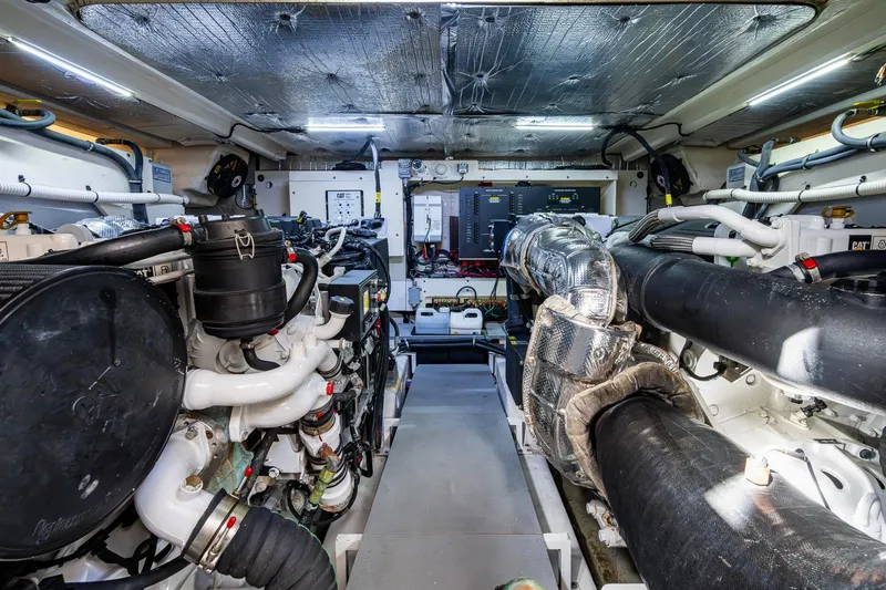  Yacht Photos Pics Engine room of 2018 Sea Ray L550 Fly yacht, showcasing advanced machinery and components.