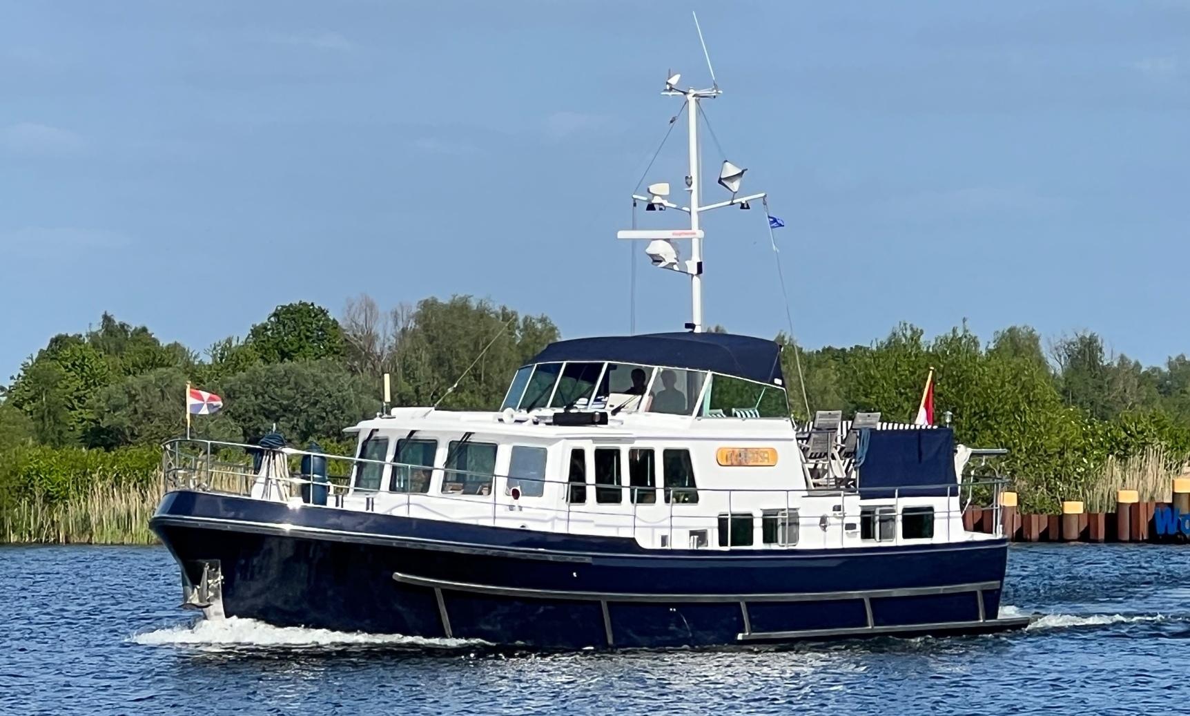 1999 Stentor 15.00 stabilizers