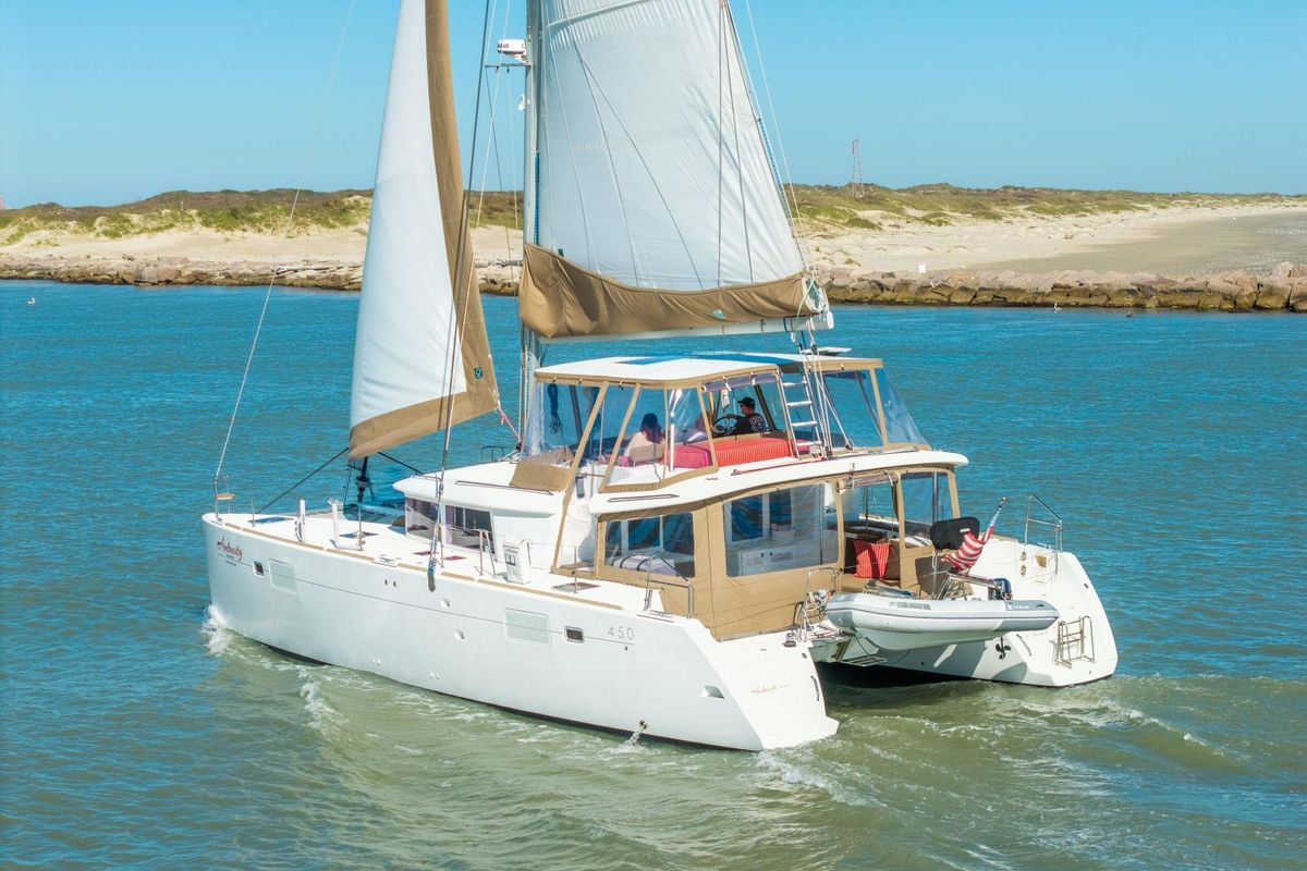 2013 Lagoon 45 